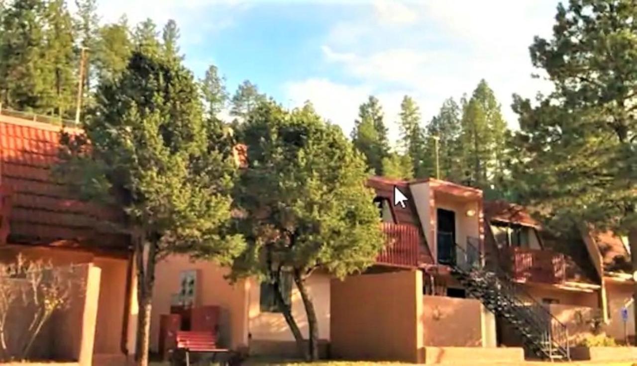 Pinecliff Village Resort Hollywood Buitenkant foto